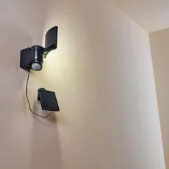 Applique murale d'extérieur Larvik LED Anthracite, 1 lumière, Détecteur de mouvement