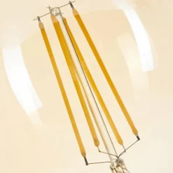 E27 LED 6 Watt blanc chaud 700 Lumen