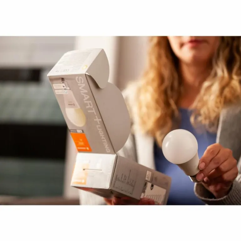 LEDVANCE SMART+ WiFi Lot de 3 LED E27 9 watt 2700-6500 kelvin 806 lumen